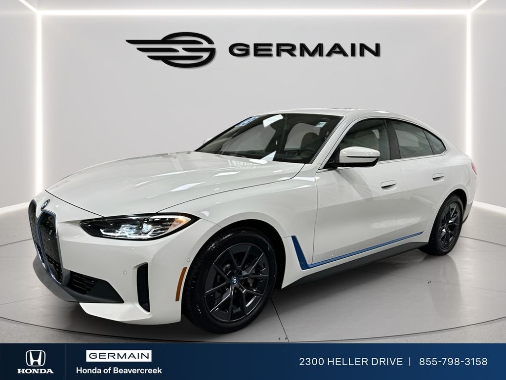 Used 2023 Alpine White BMW eDrive40 image 4