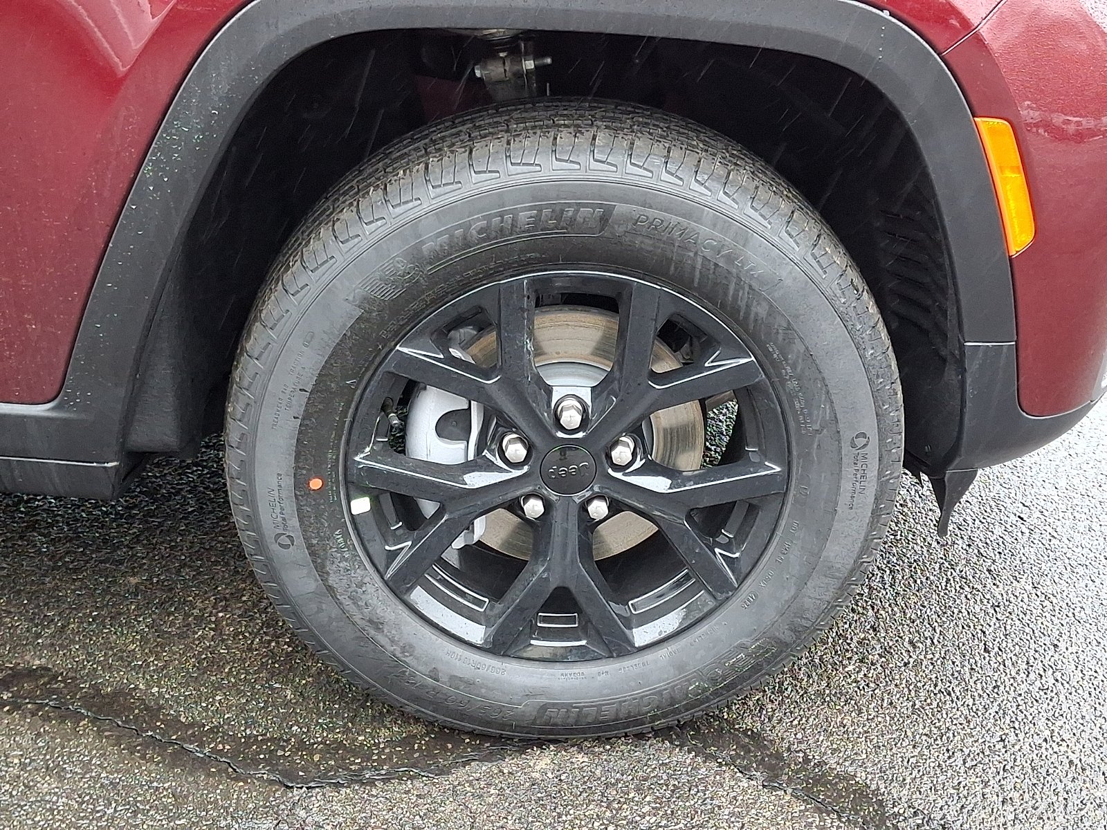 New 2026 Velvet Red Pearl-Coat Exterior Paint Jeep Altitude 4x4 image 8