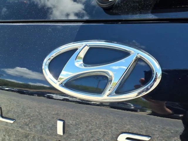 Used 2021 White Hyundai SEL image 40