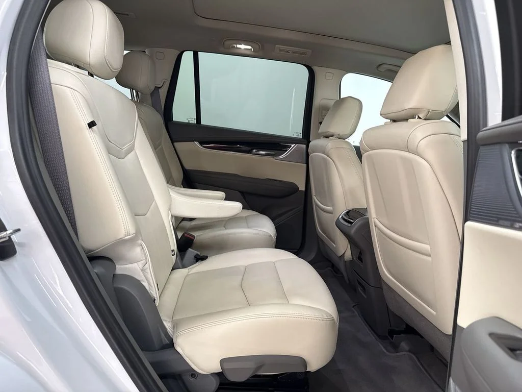 Used 2024 Crystal White Cadillac Premium Luxury image 17