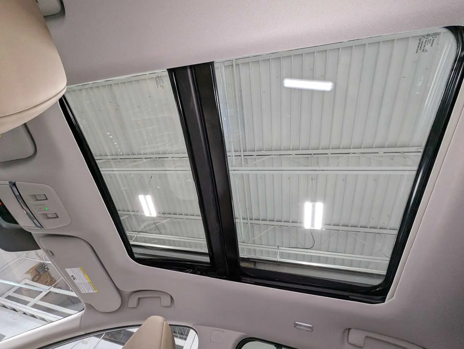 Used 2026 Champagne Silver Metallic Nissan Platinum image 17