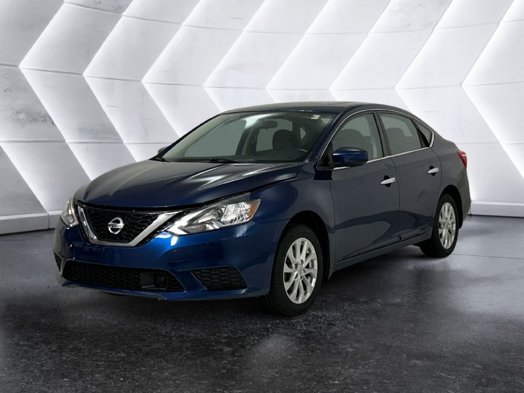 Used 2018 Blue Nissan SV image 3
