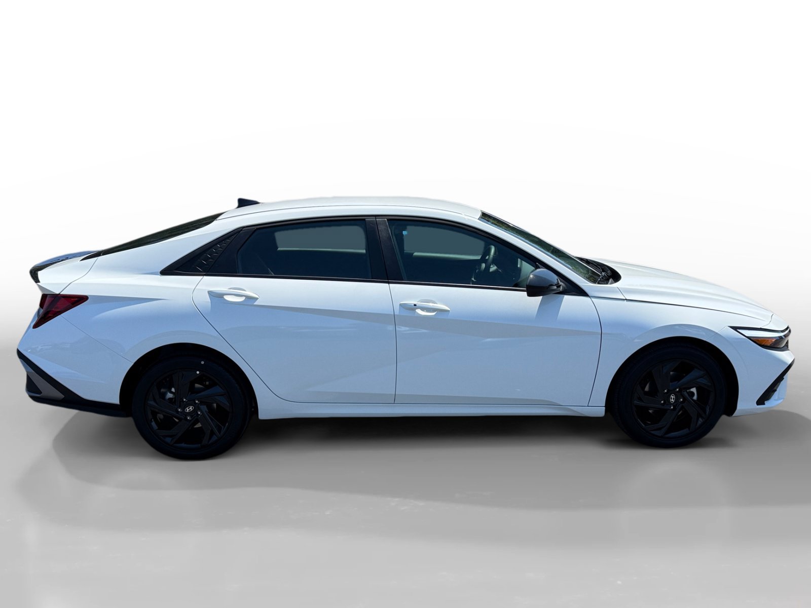 Certified Used 2026 White Hyundai SEL Sport image 6