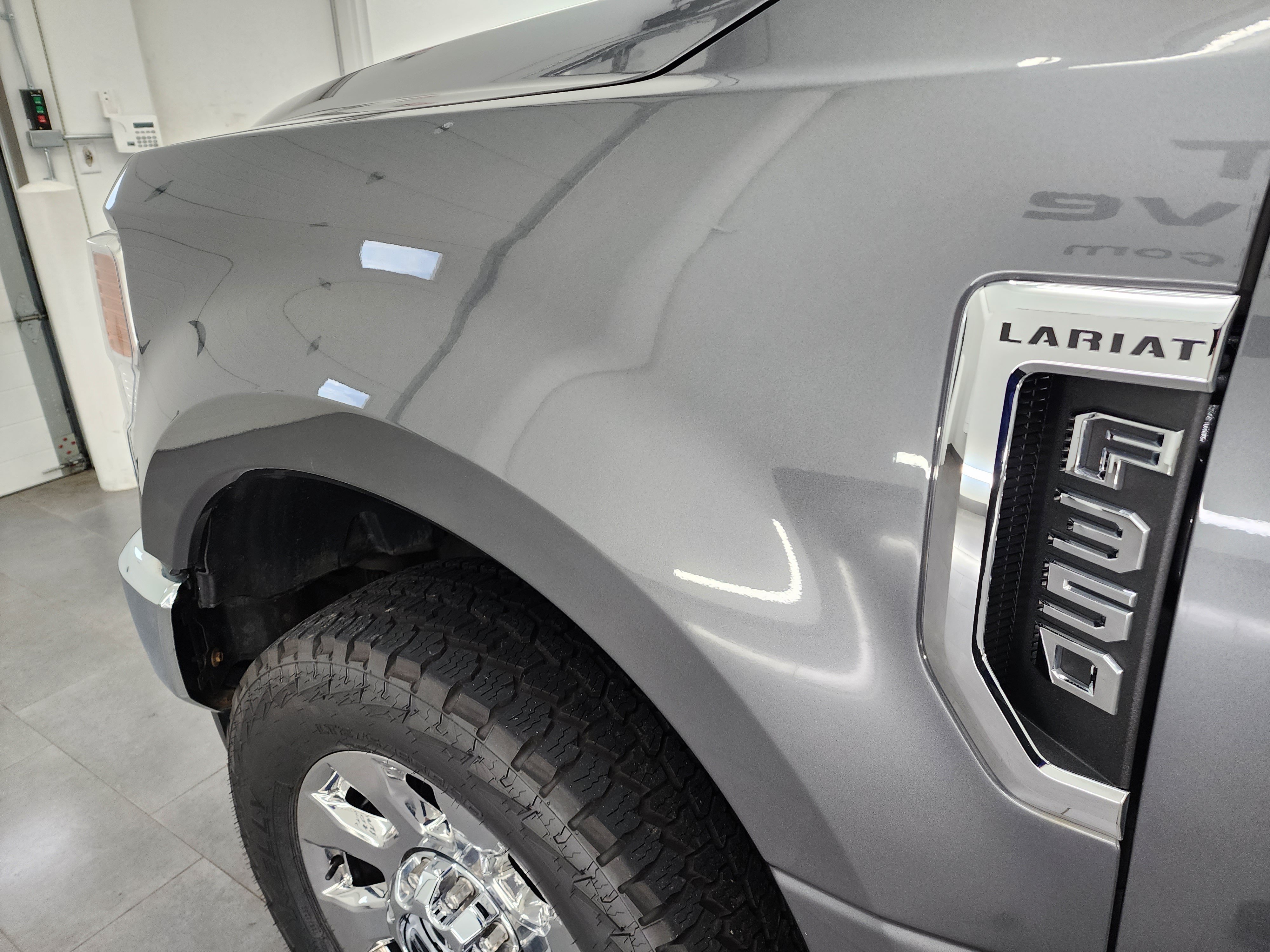 Used 2022 Carbonized Gray Metallic Ford 4x4 SuperCab Lariat w/FX4: SUPERCAB-SHORTBOX-SRW-6.7L DIESEL-NAV-FX4-HEAT/COOL SEATS-NEW TIRES image 37