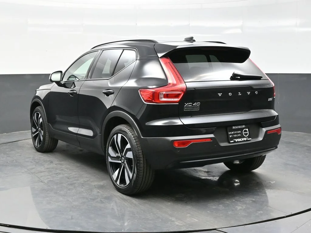 Certified Used 2025 Onyx Black Volvo Ultra image 5