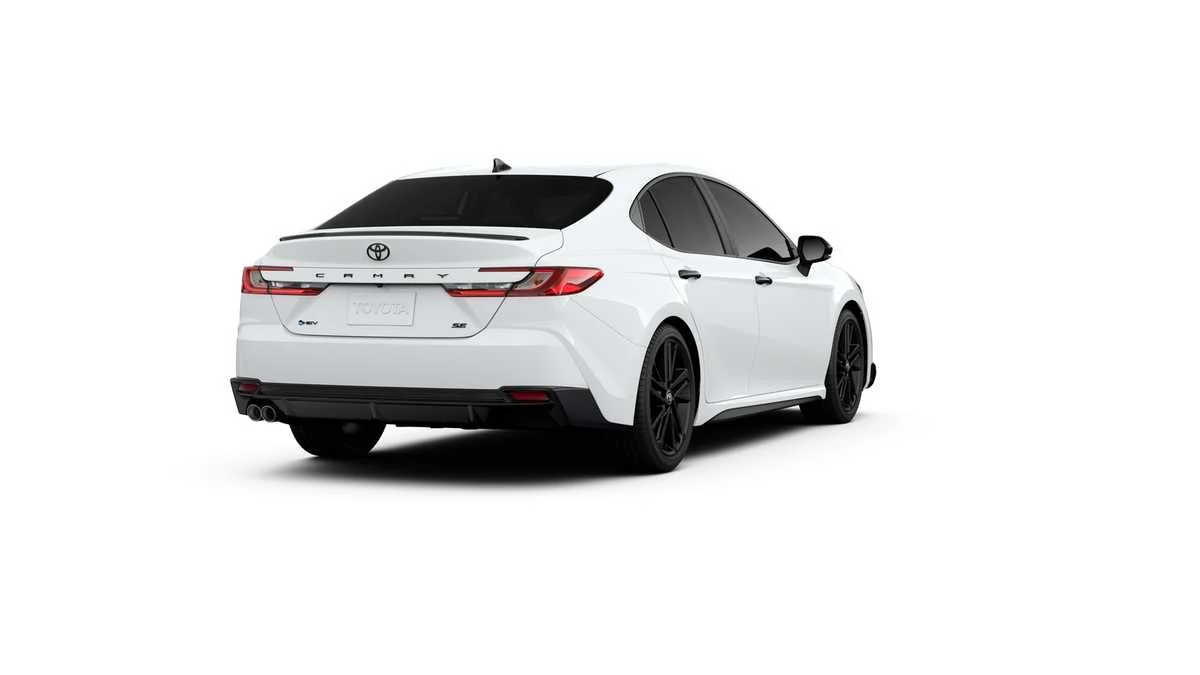 New 2026 Ice Cap Toyota  Nightshade image 32
