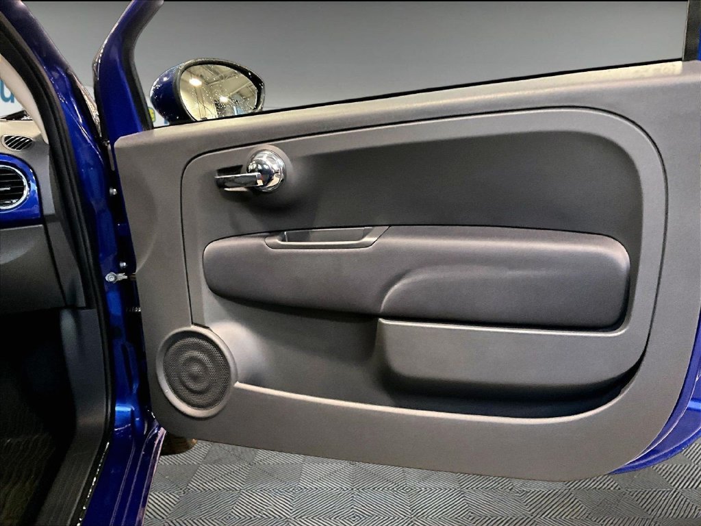 Used 2014 Blue FIAT Pop image 12