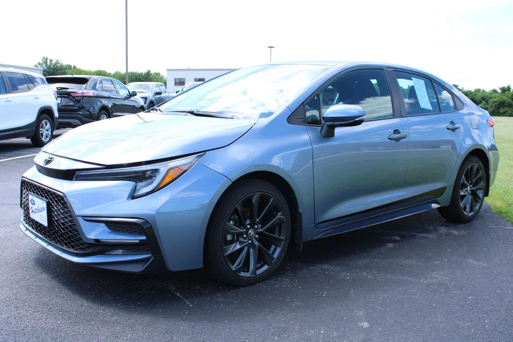 Used 2024 CELESTITE Toyota SE image 3