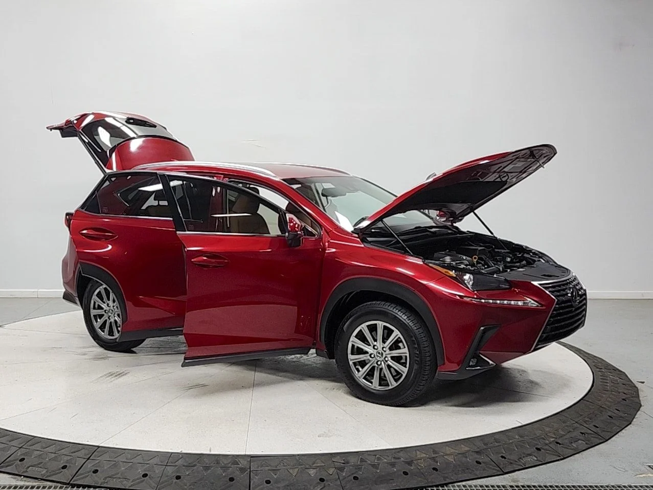 Used 2018 Red Lexus 300 Base image 9