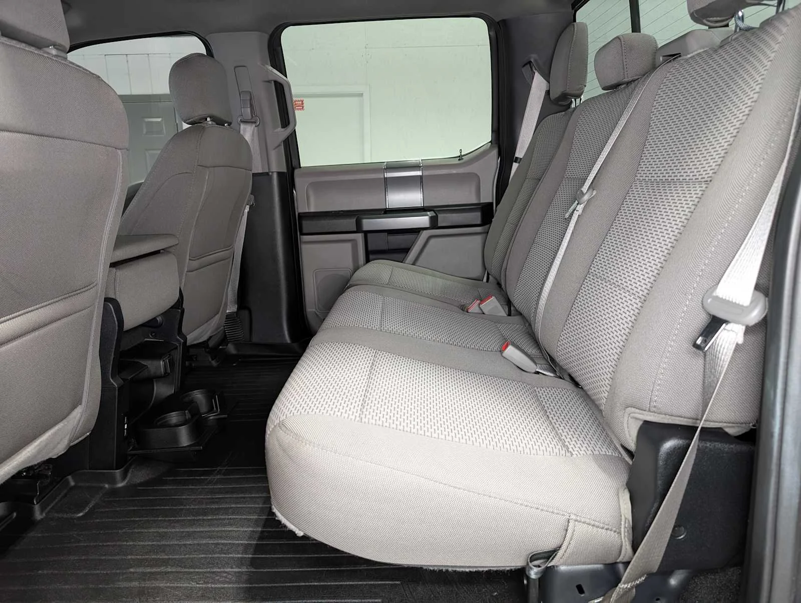 Used 2019 Magnetic Ford XLT image 23