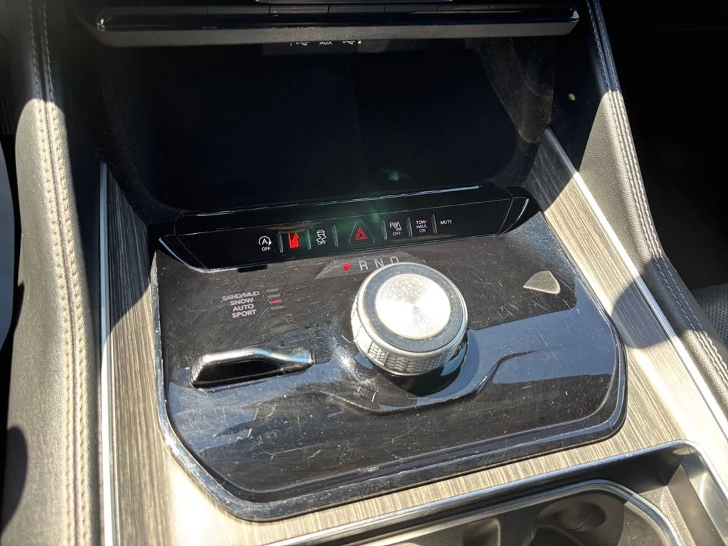 Used 2024 White Jeep Series II image 34