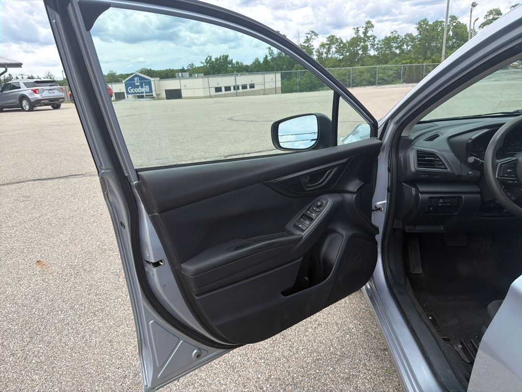 Used 2020 Silver Subaru Base image 14
