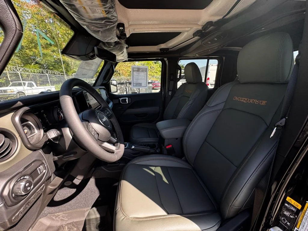 New 2026 Black Jeep Mojave X image 15