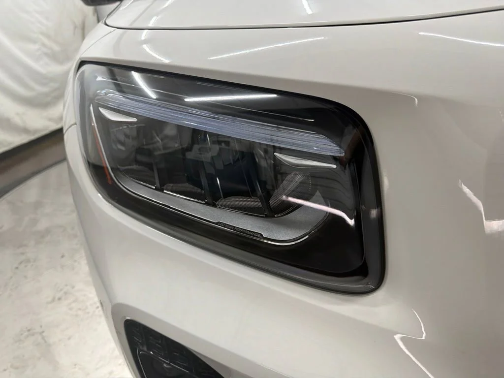 New 2026 White Mercedes-Benz GLB 250 image 10