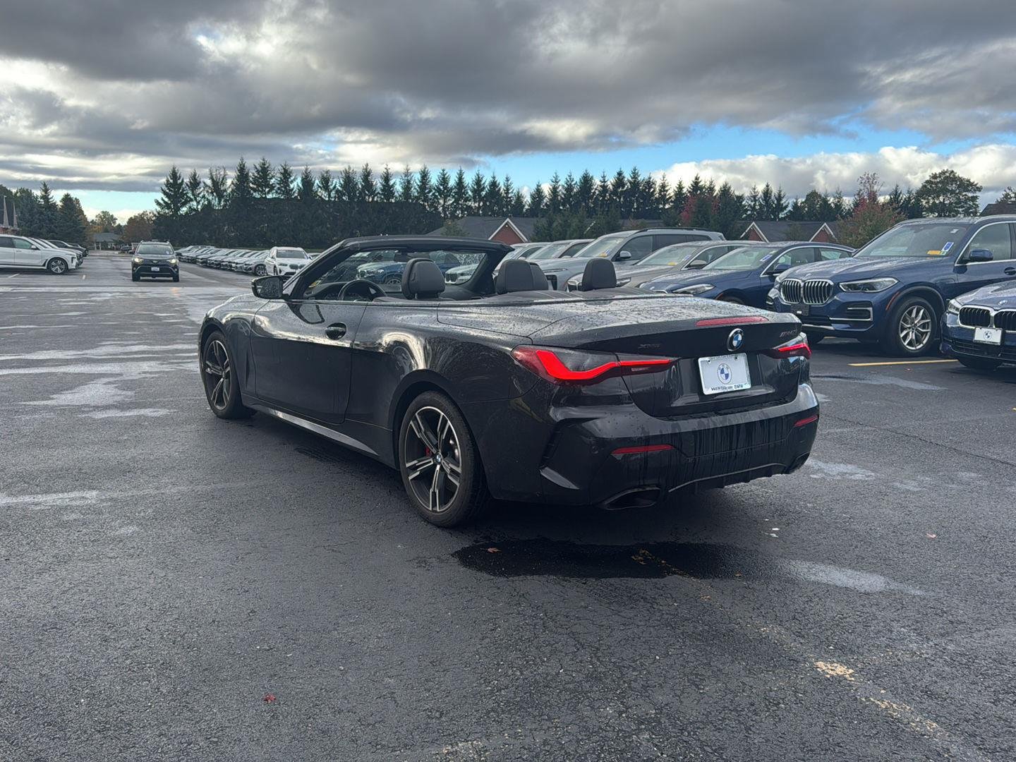 Used 2022 Black Sapphire Metallic BMW M440i xDrive image 5