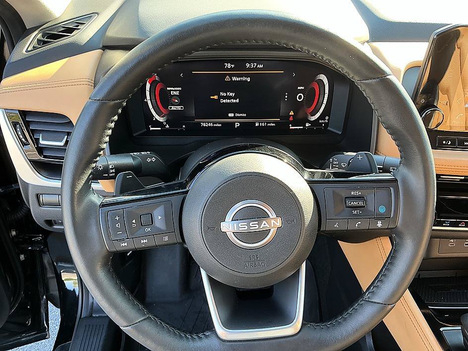 Used 2023 Super Black Nissan Platinum image 14