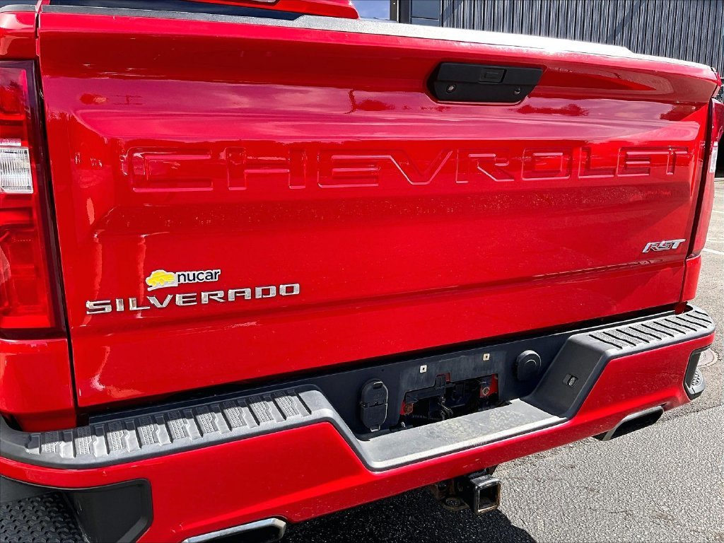 Used 2020 Red Chevrolet RST image 26