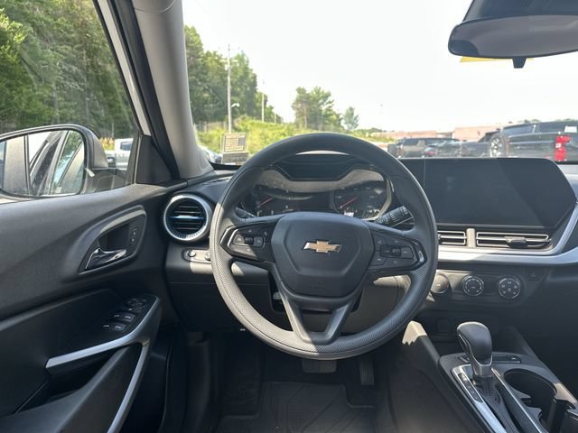 Used 2024 Summit White Chevrolet LS image 13