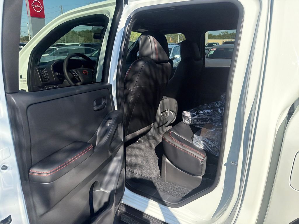 New 2026 Nissan Frontier PRO-4X 4D Crew Cab