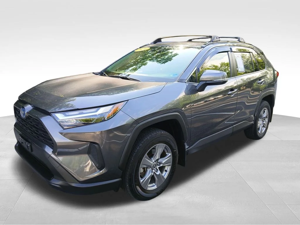 Used 2024 Gray Toyota XLE image 3