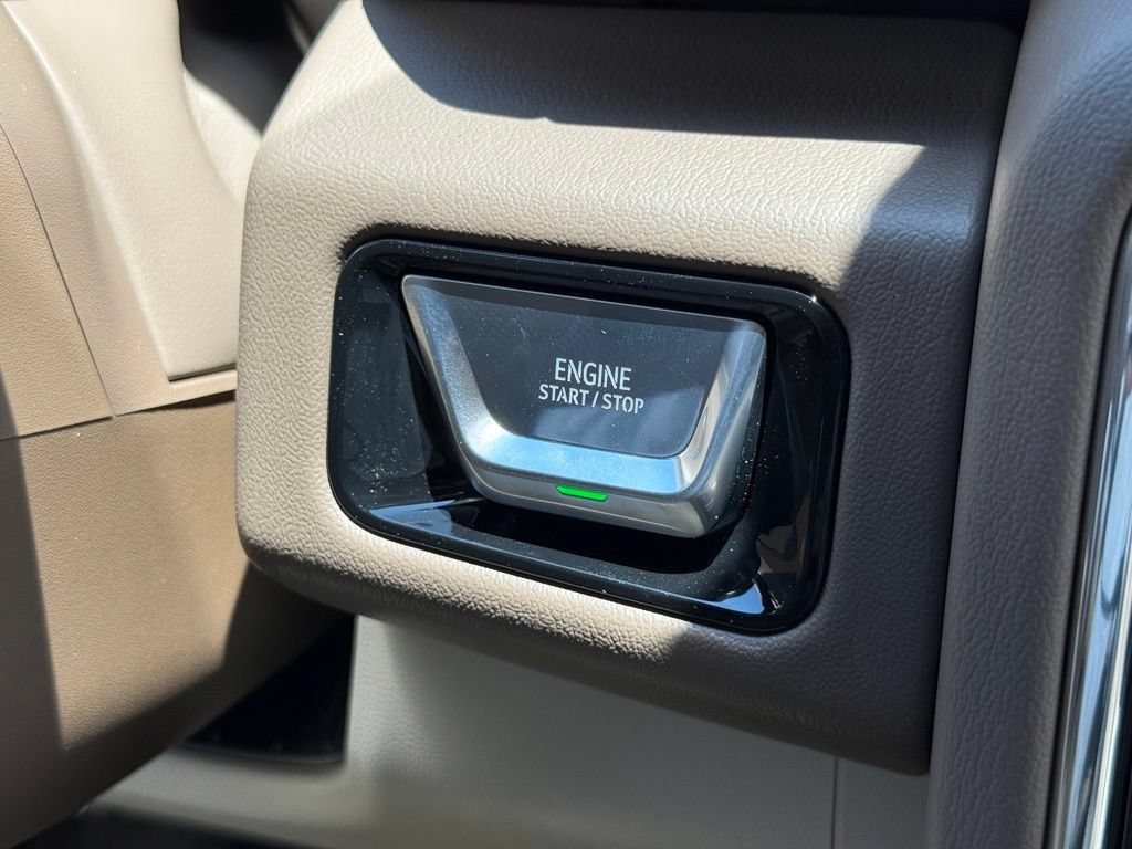 2026 GMC Yukon XL Denali - Photo 28