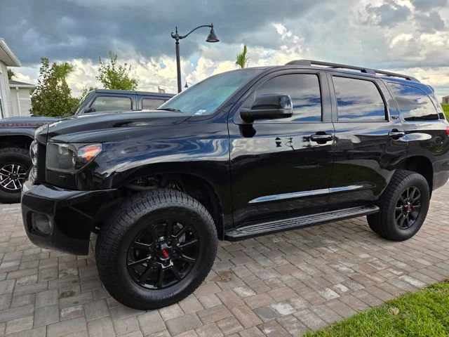 Used 2011 Black Toyota Platinum image 1
