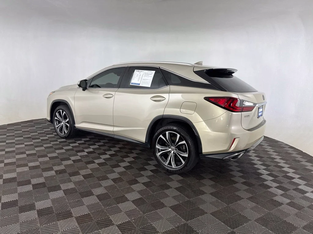 Used 2016 Beige Lexus 350 image 12