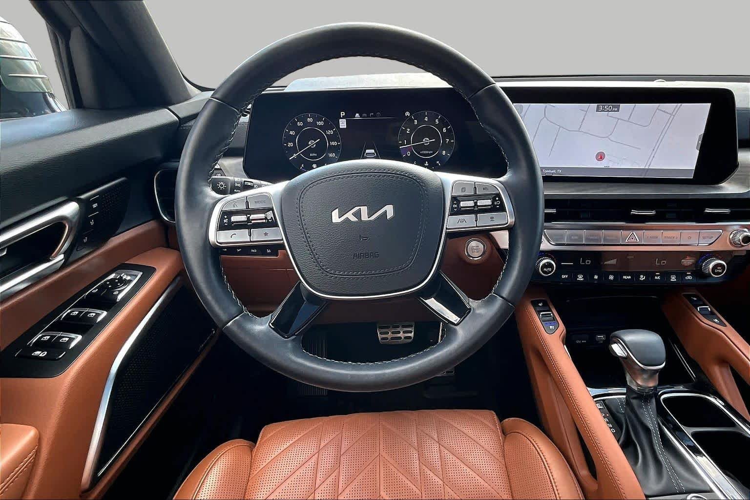 Certified Used 2025 Jungle Green Kia SX-Prestige X-Line image 6