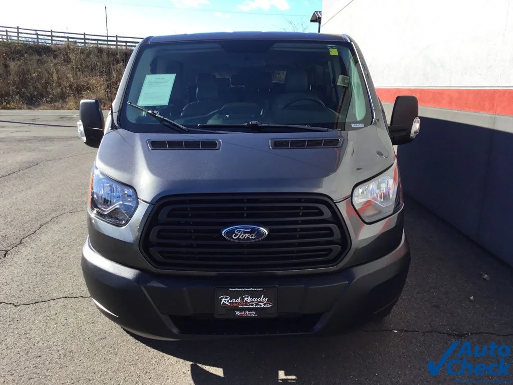 Used 2019 Gray Ford XL image 4