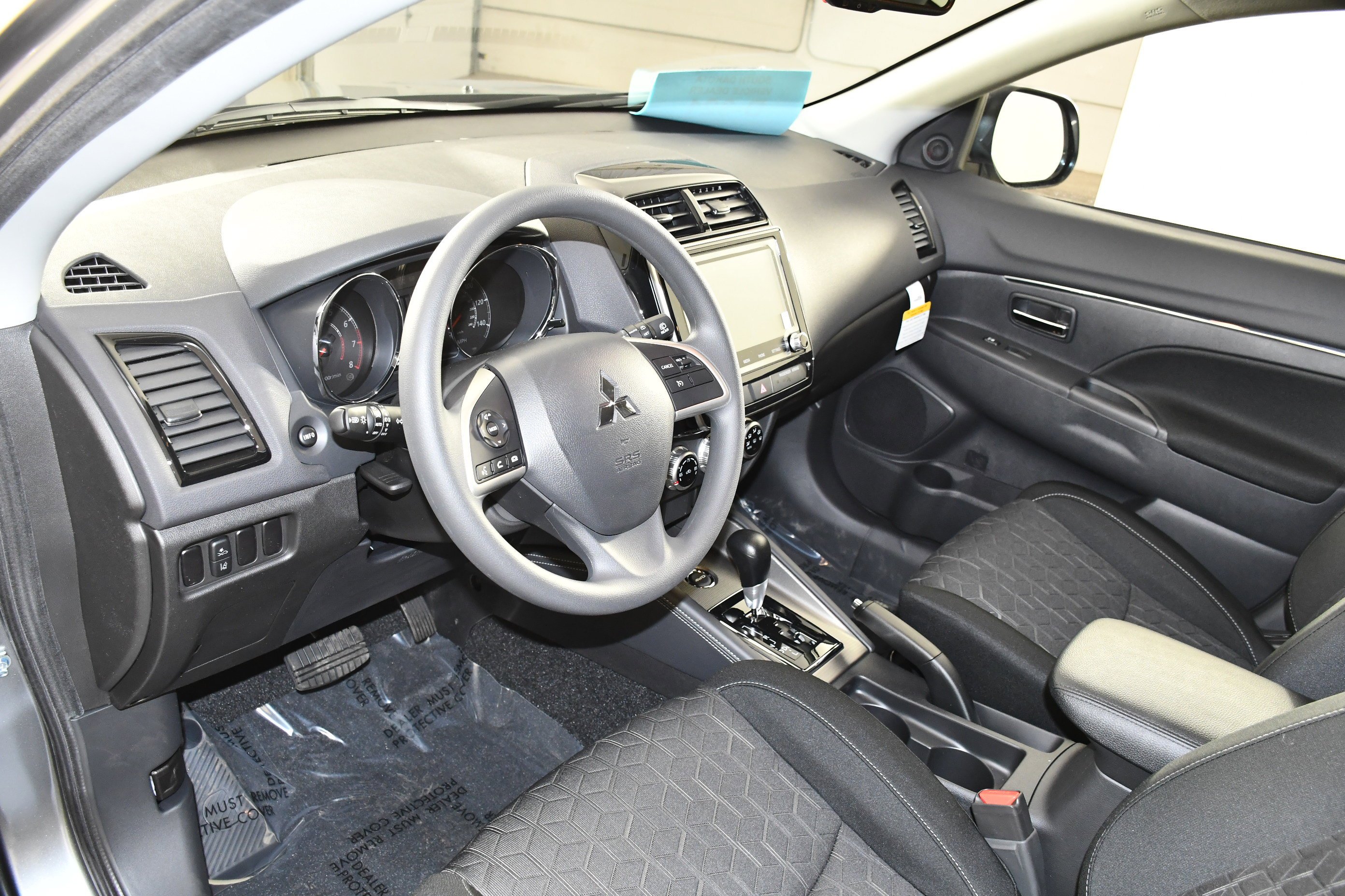 New 2026 Mercury Gray Metallic Mitsubishi ES image 2