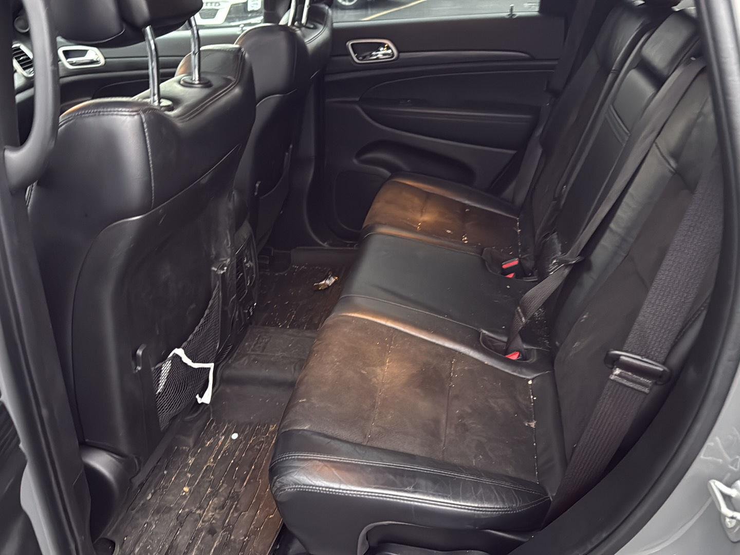 Used 2022 Sting-Gray Clearcoat Jeep Laredo X image 21