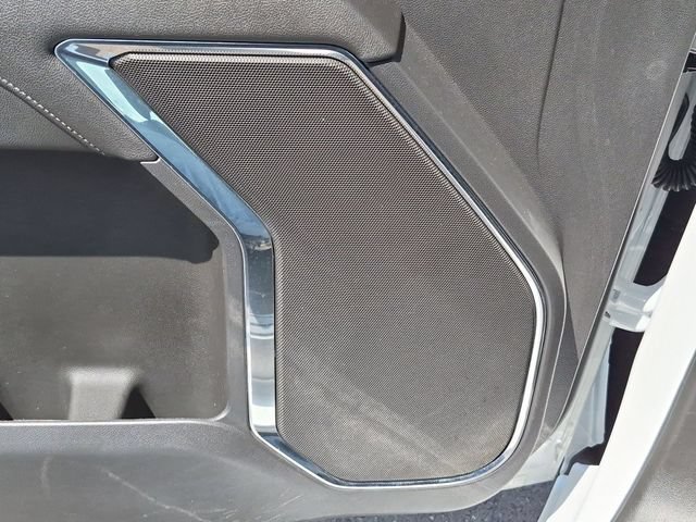 Used 2023 Summit White Chevrolet LT (2FL) image 26