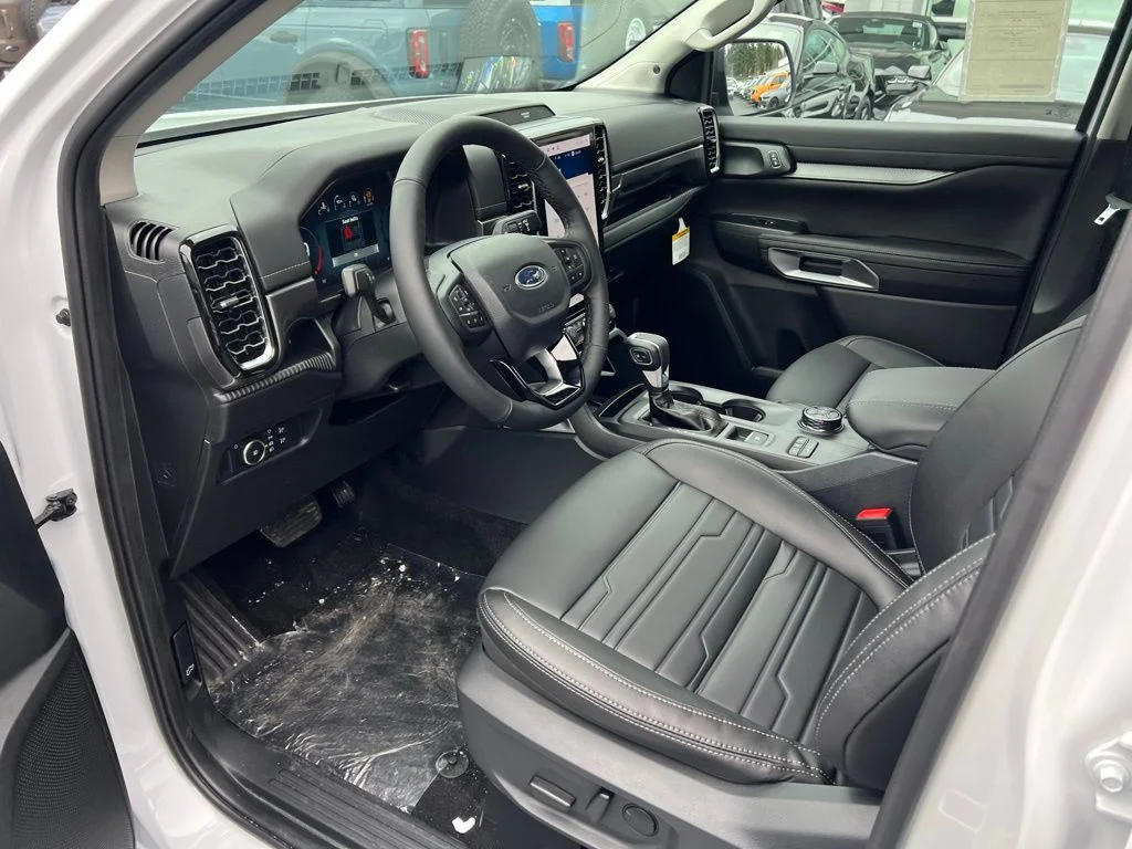 New 2026 Oxford White Ford Lariat® image 11
