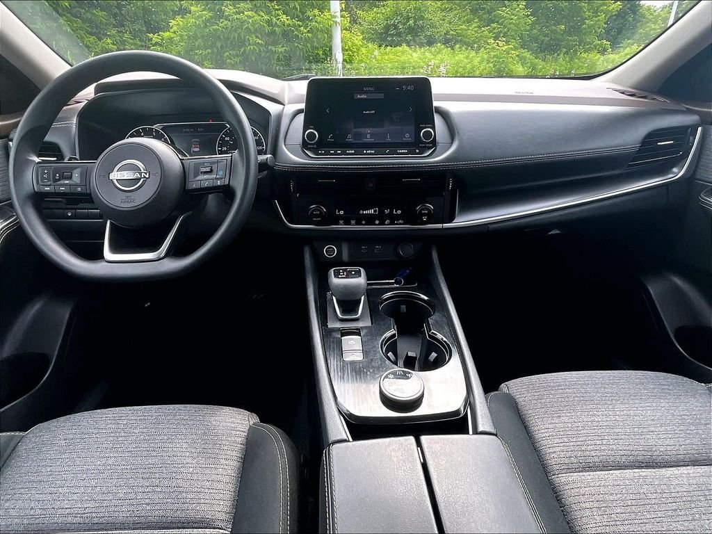 Used 2023 Red Nissan SV image 21