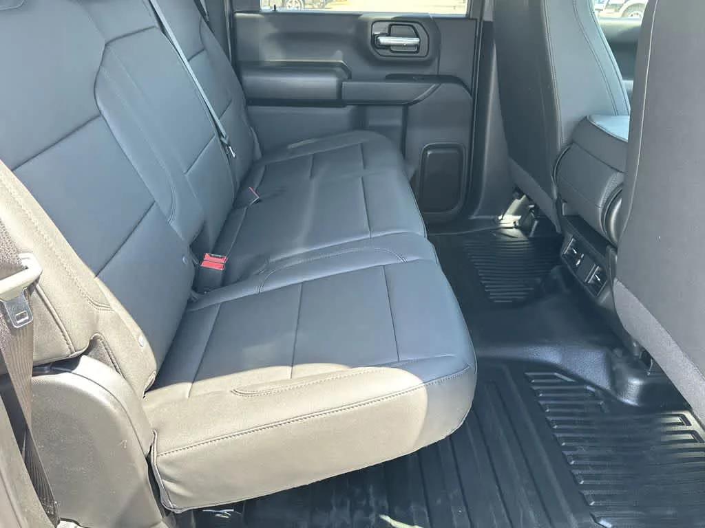 2025 GMC Sierra 3500HD Pro - Photo 27