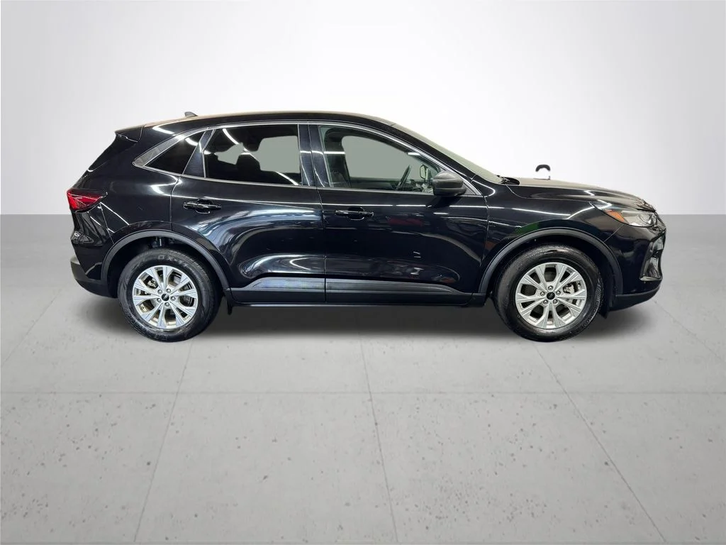 Used 2024 Black Ford Active image 9