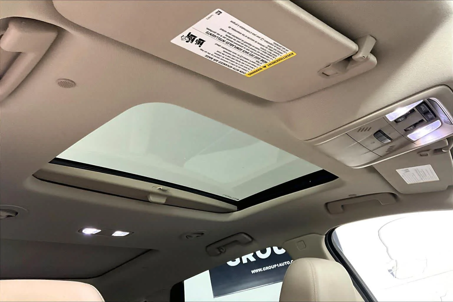 Used 2018 Pepperdust Metallic Buick Essence image 12