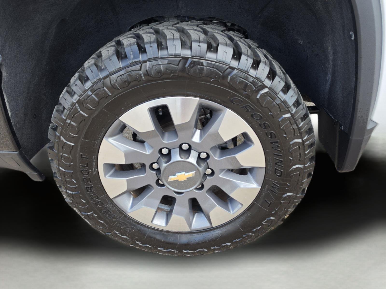 Used 2024 Summit White Chevrolet Custom image 25