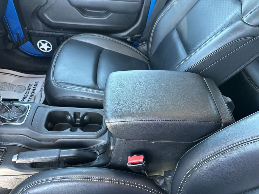Used 2025 Blue Jeep Willys image 26