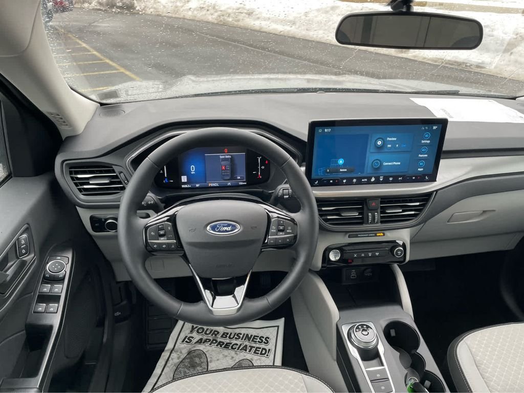 Used 2025 Gray Ford Active image 15