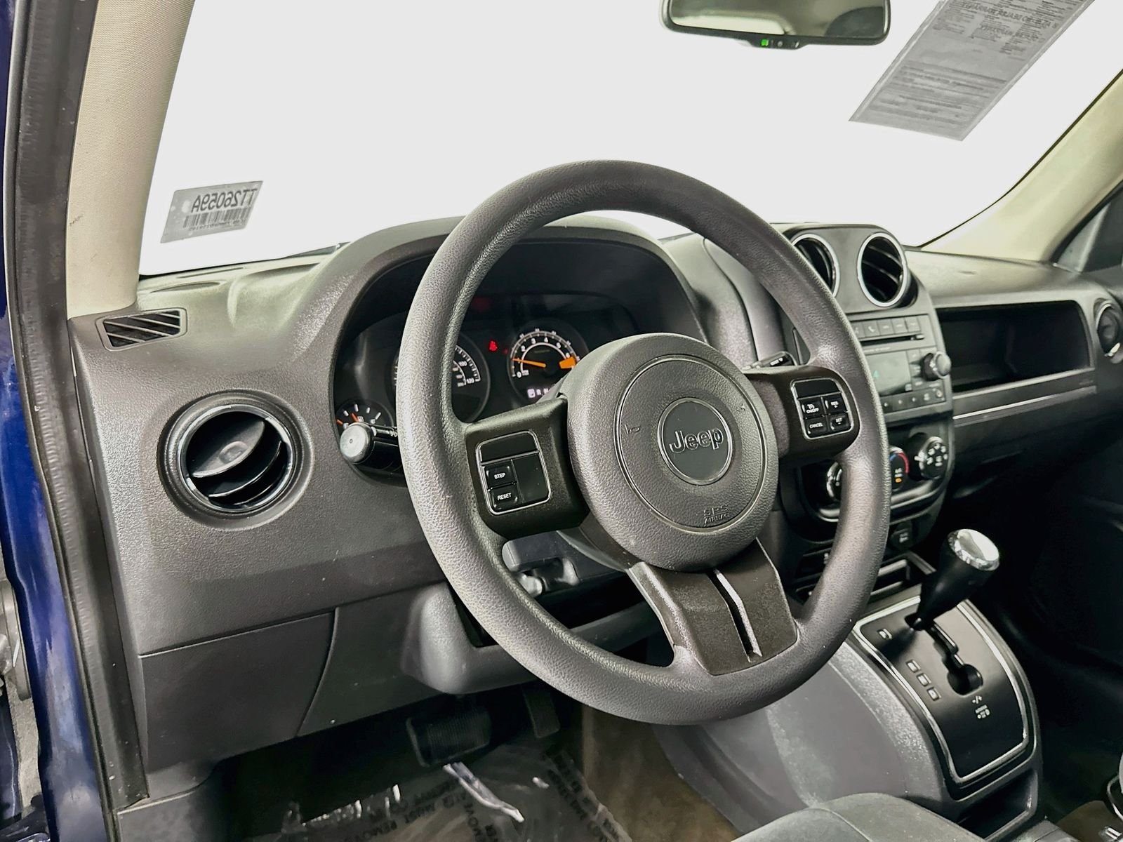 Used 2017 True Blue Pearlcoat Jeep Sport image 9