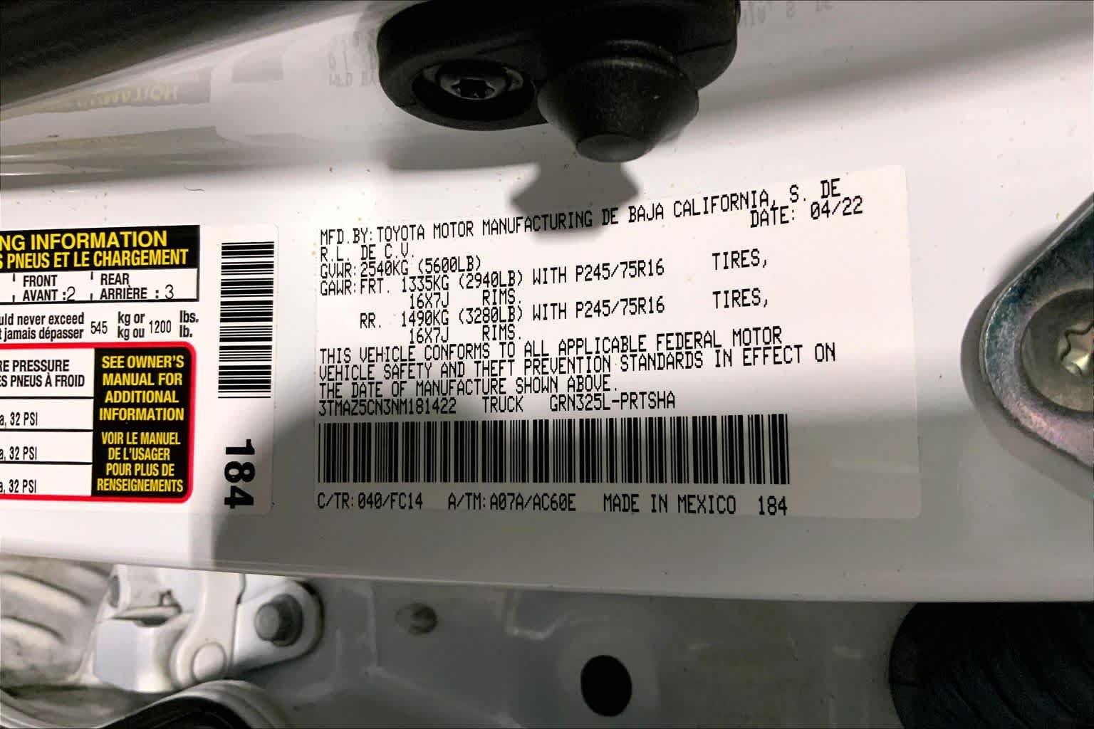 Used 2022 White Toyota SR5 image 37