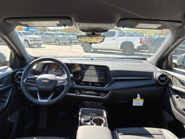 2027 Chevrolet Equinox LT - Photo 19