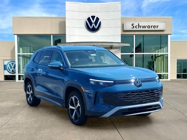 New 2026 Monterey Blue Pearl Volkswagen SE 4Motion image 4