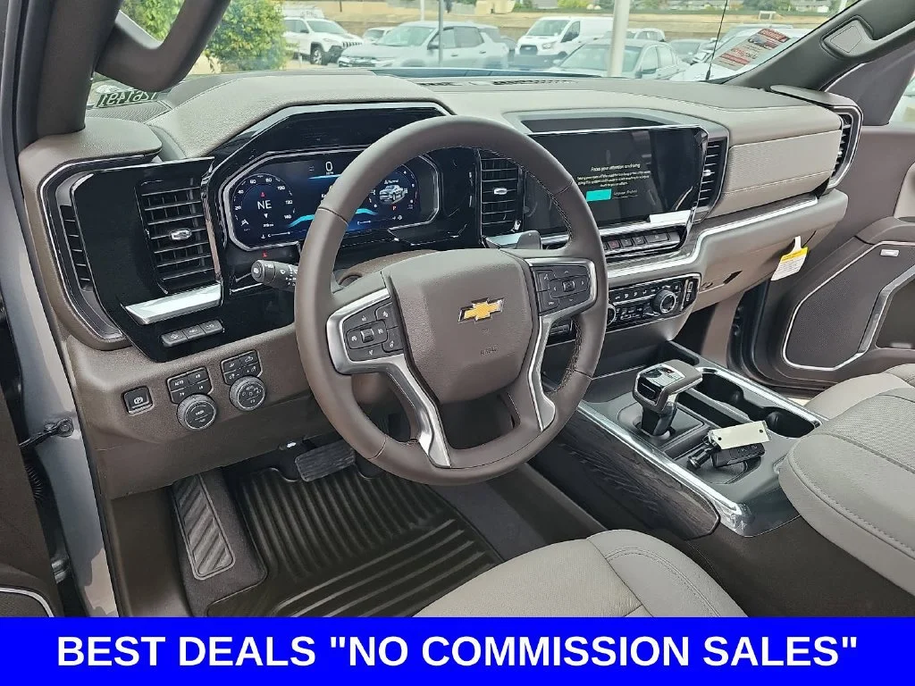 2026 Chevrolet Silverado 1500 LTZ - Photo 15