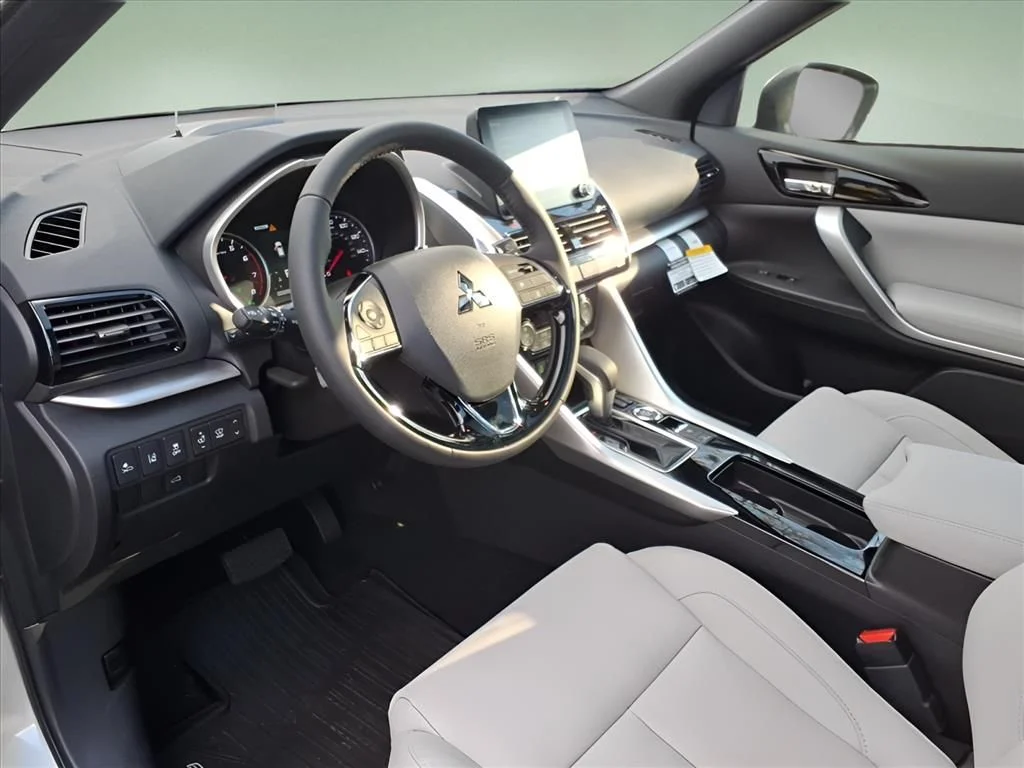 2026 Mitsubishi Eclipse Cross SEL - Photo 11