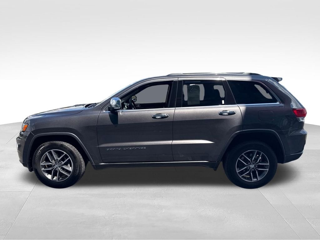 Used 2018 Gray Jeep Limited image 2