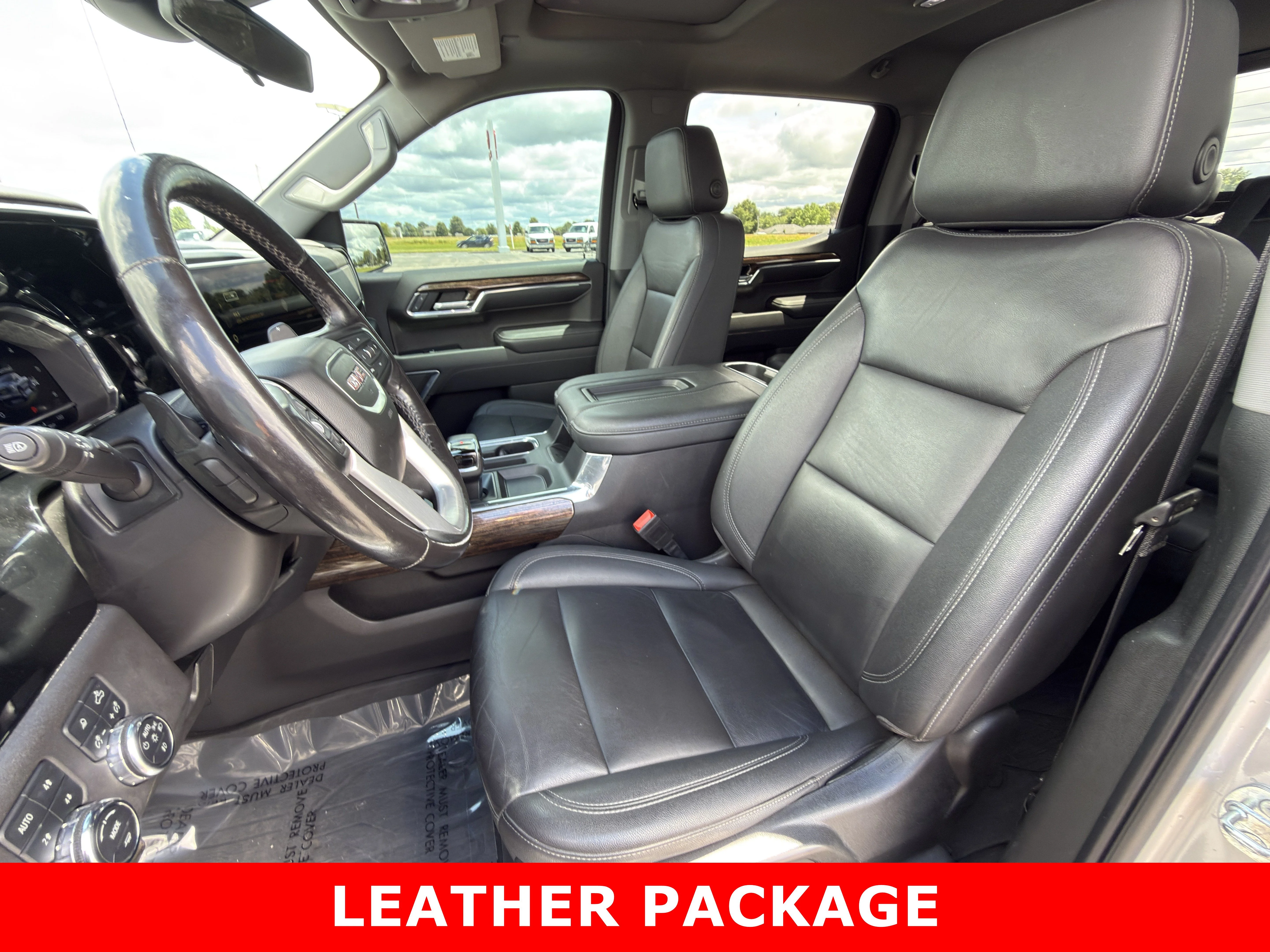 Certified Used 2022 Quicksilver Metallic GMC Elevation image 18
