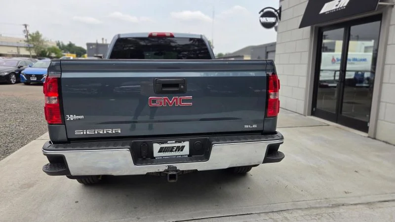 Used 2014 Blue GMC SLE Pickup 4D 6 1/2 ft image 41