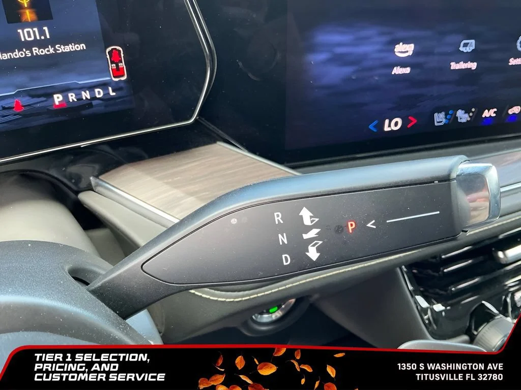 Used 2025 Lakeshore Blue Metallic Chevrolet Premier image 32